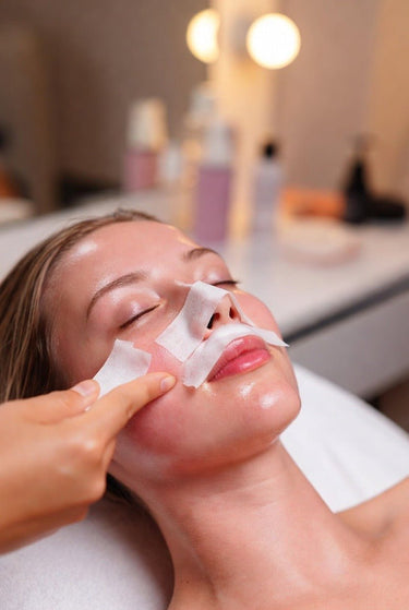 Waxing Gesicht - Schönheitsatelier Aleksandra HuberWaxing Gesicht